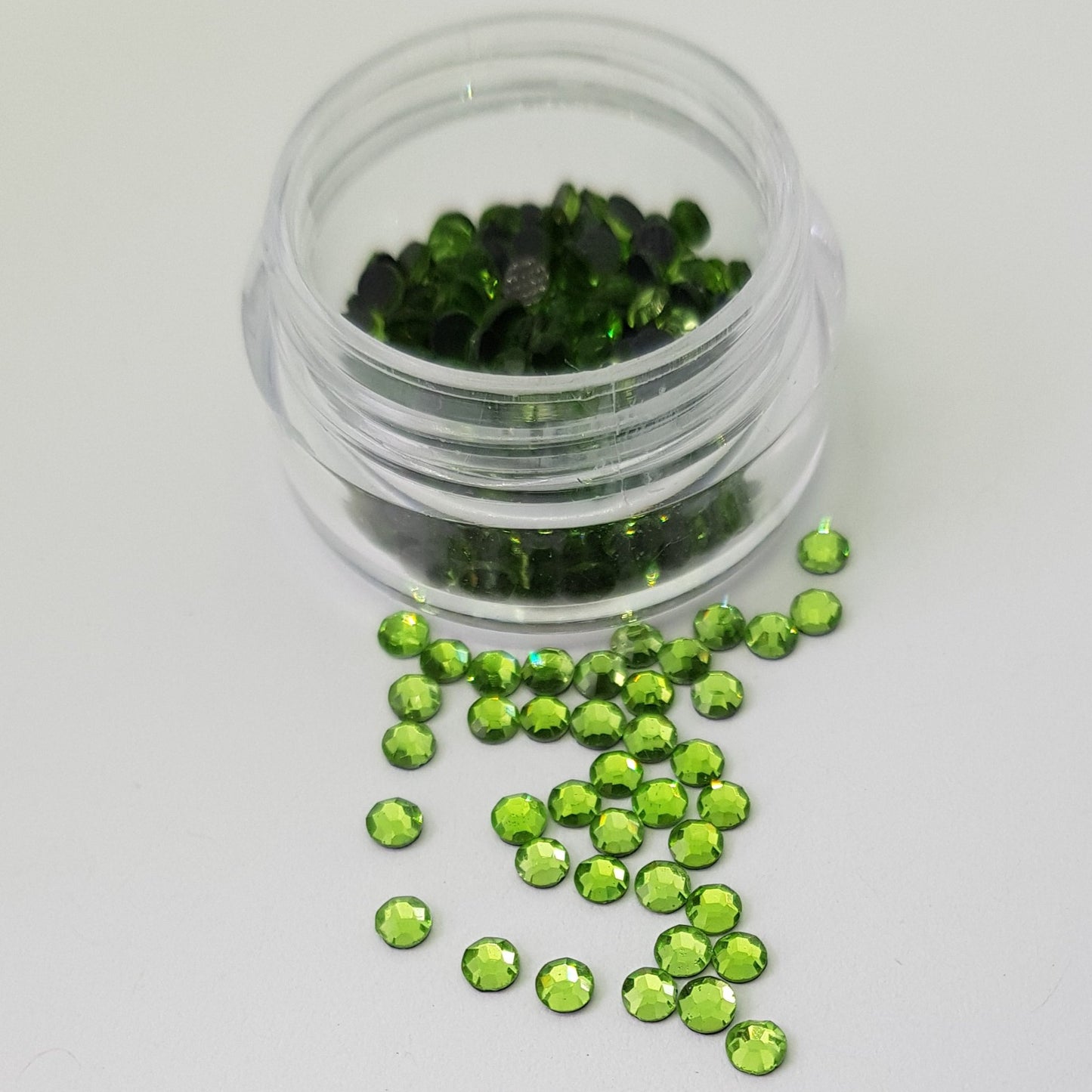 Light Green 3mm (10ss) Crystals
