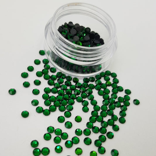 Christmas Green 3mm (10ss) Crystals
