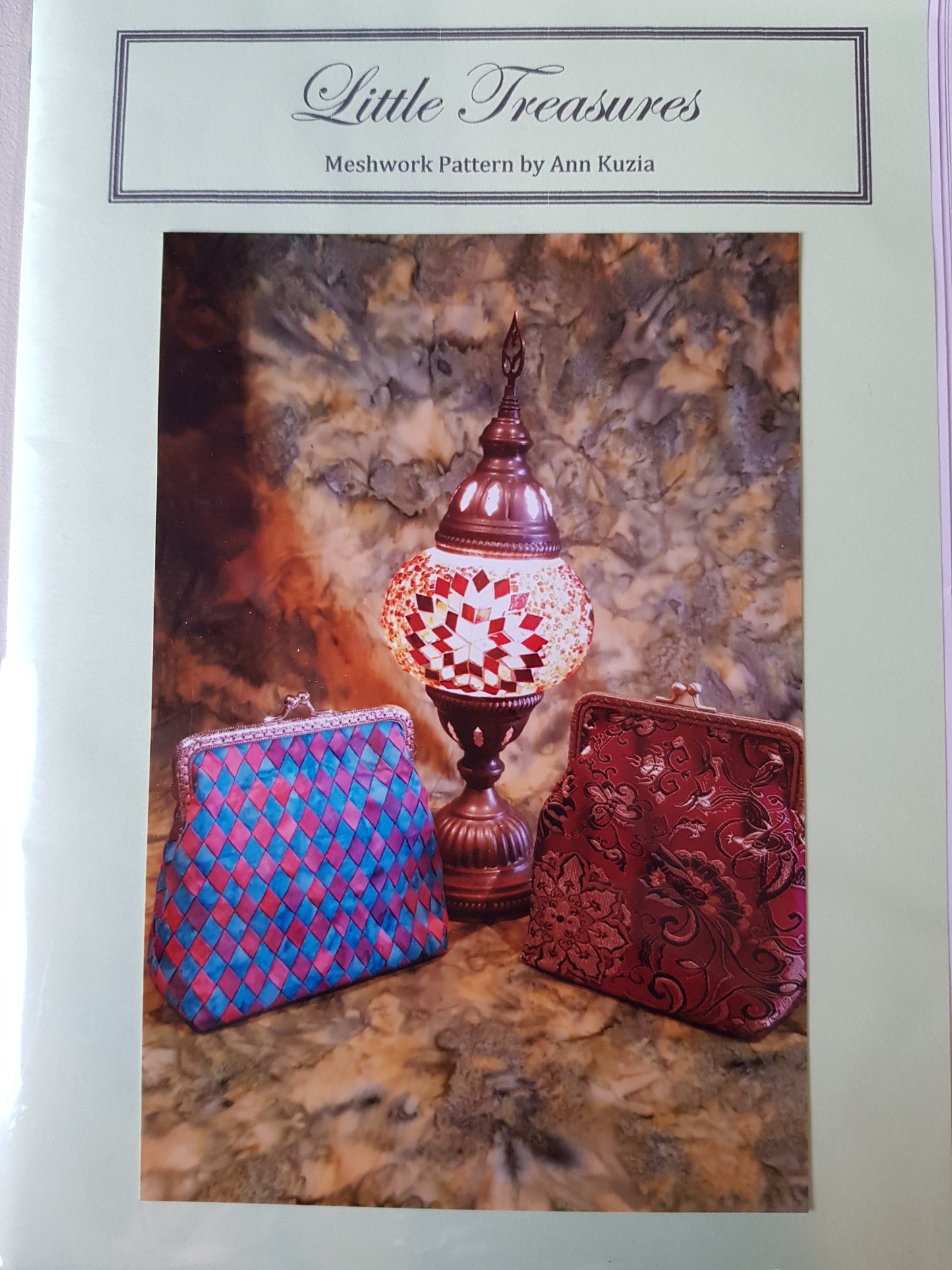 Little Treasures - Meshwork Block Pattern