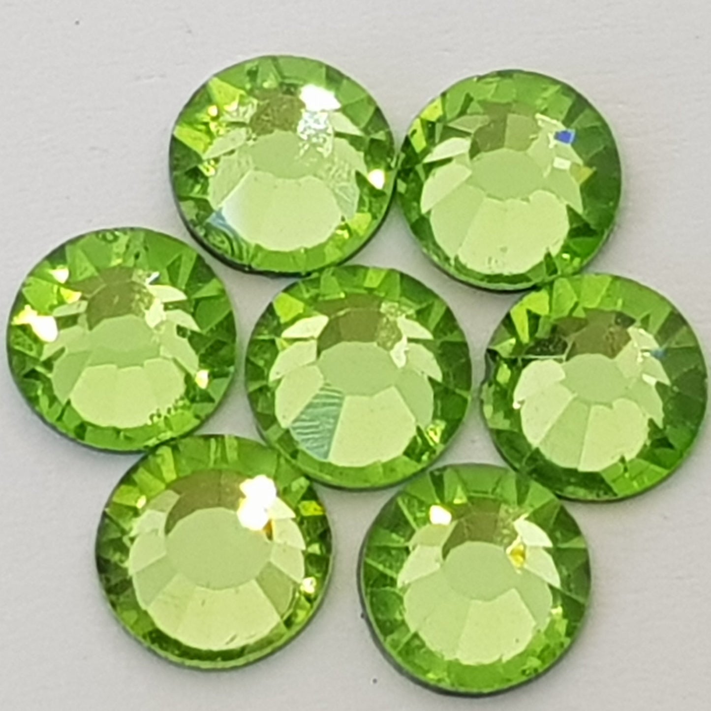 Chuakari Chrysolite 2mm to 6mm
