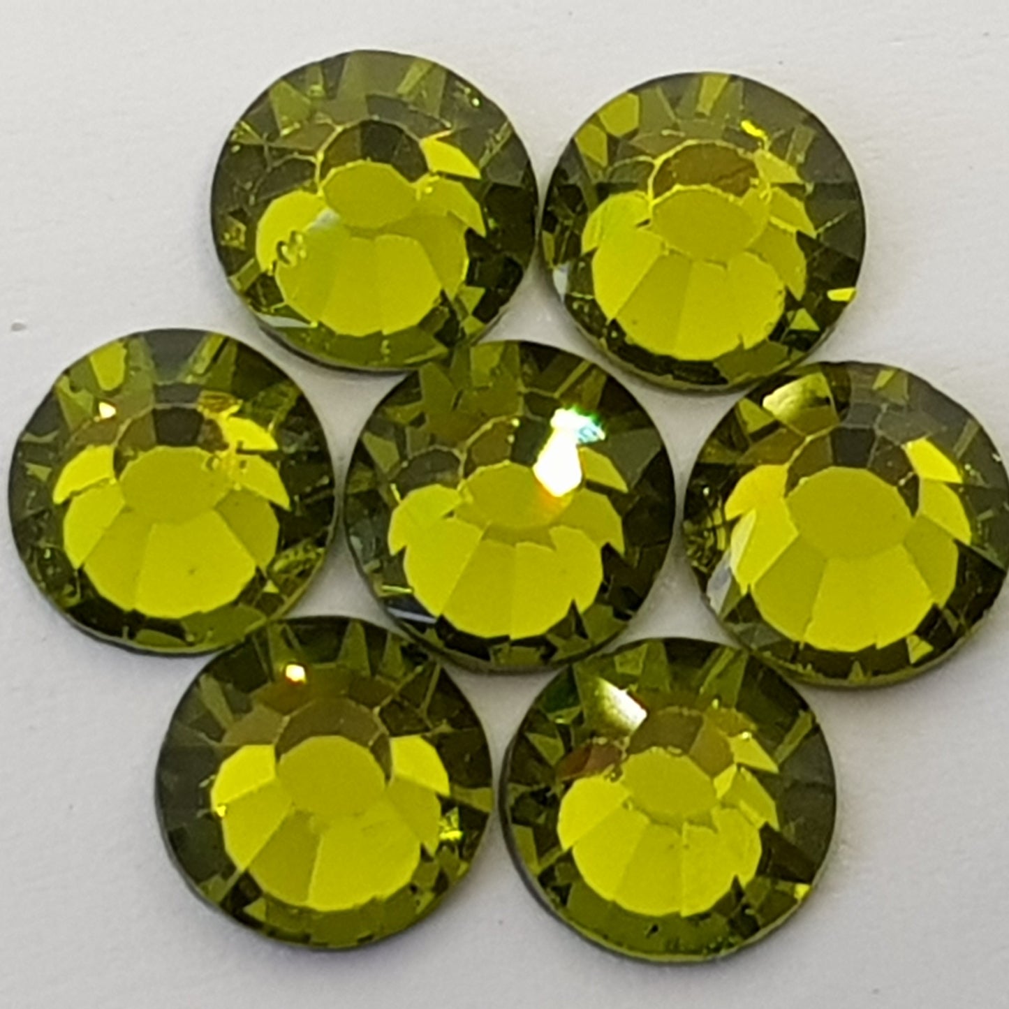 Chuakari Olivine 2mm to 6mm